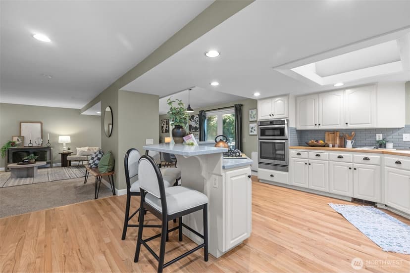 Property photo for 1812 SW 214th Street, Lynnwood photo 8