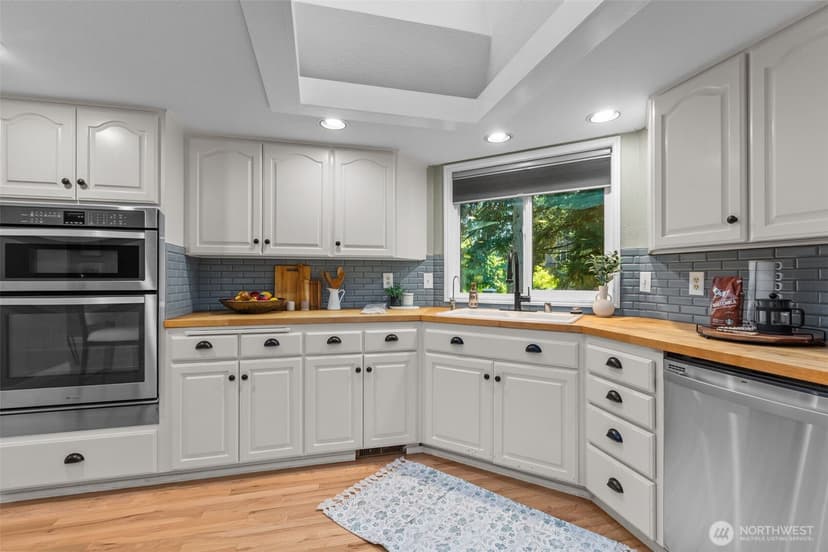 Property photo for 1812 SW 214th Street, Lynnwood photo 9