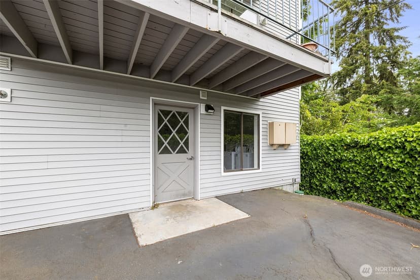 Property photo for 924 Shorewood Drive #C25, Bremerton photo 28