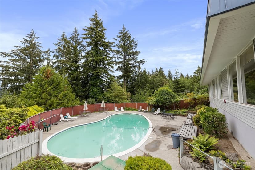 Property photo for 924 Shorewood Drive #C25, Bremerton photo 27