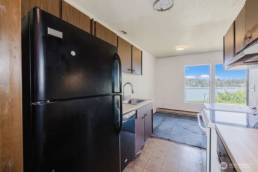 Property photo for 924 Shorewood Drive #C25, Bremerton photo 9