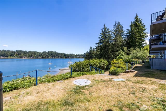 Property photo for 924 Shorewood Drive #C25, Bremerton photo 3