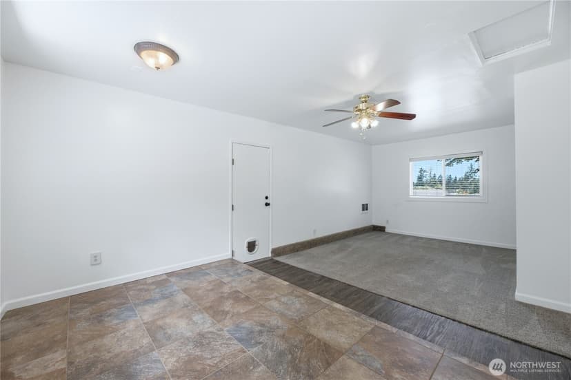 Property photo for 810 132nd Street S, Tacoma photo 22