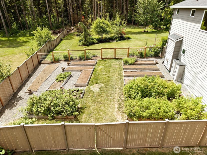 Property photo for 14022 113th Street NE, Lake Stevens photo 40