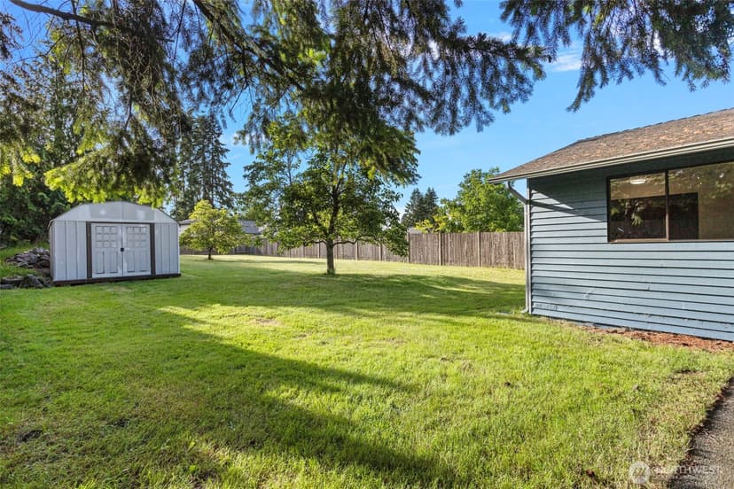 Property photo for 9920 2nd Avenue SE, Everett photo 18