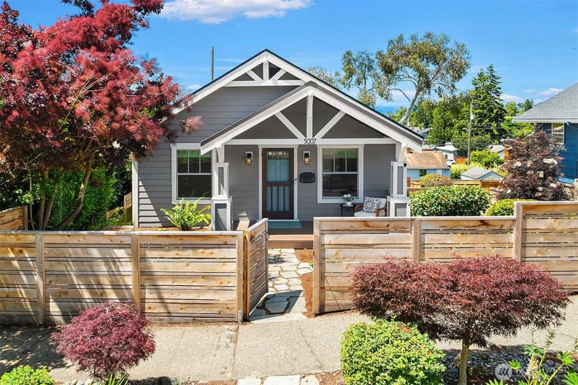 Property photo for 5007 46th Avenue SW, Seattle photo 2