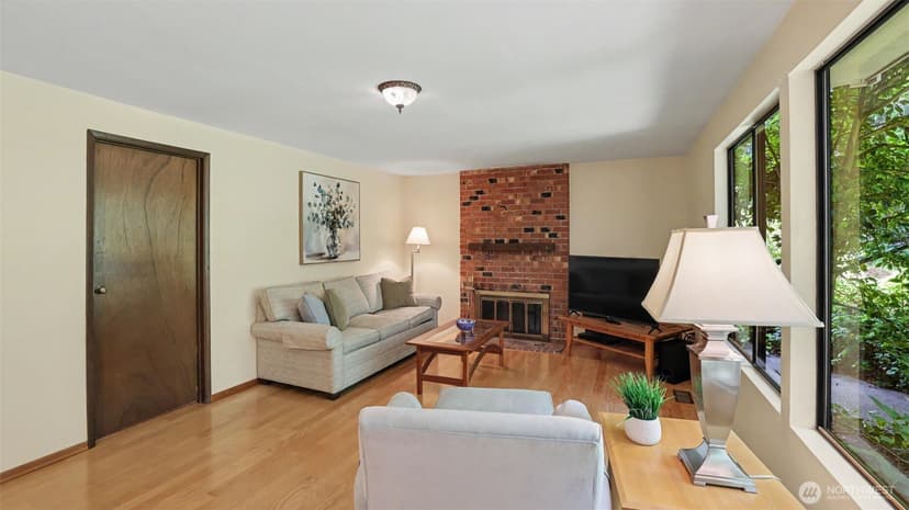 Property photo for 15822 SE 167th Place, Renton photo 16