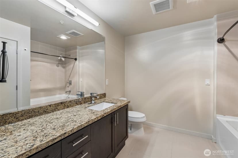 Property photo for 15100 6th Avenue SW #625, Burien photo 19