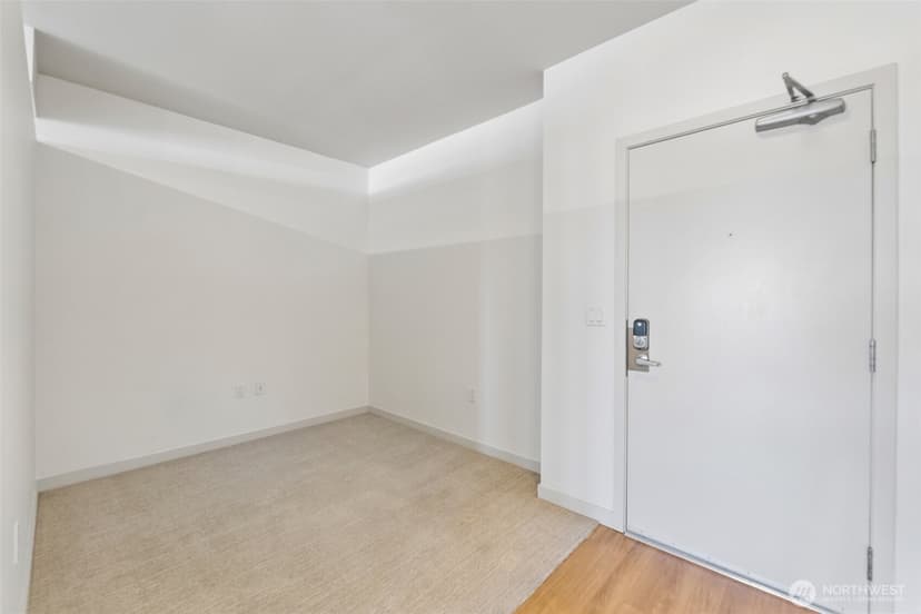 Property photo for 15100 6th Avenue SW #625, Burien photo 8