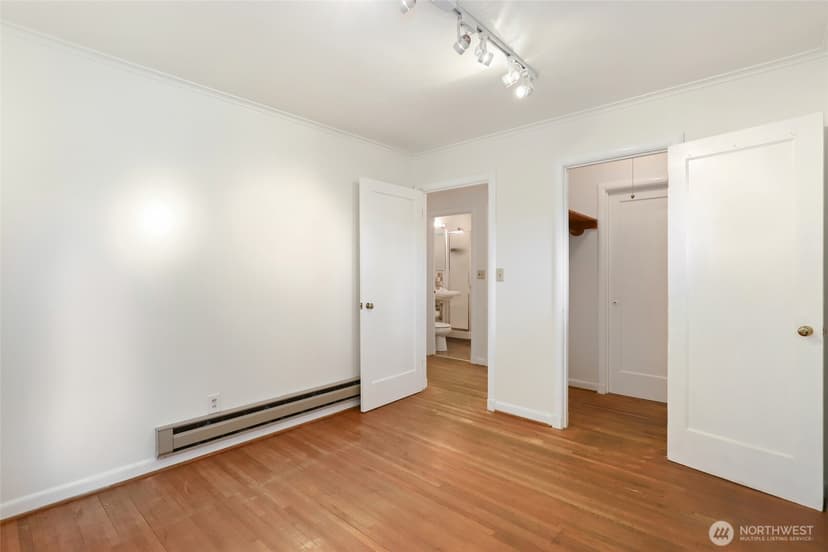 Property photo for 13619 Des Moines Memorial Drive S, Burien photo 14