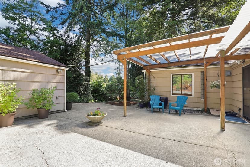 Property photo for 13619 Des Moines Memorial Drive S, Burien photo 17