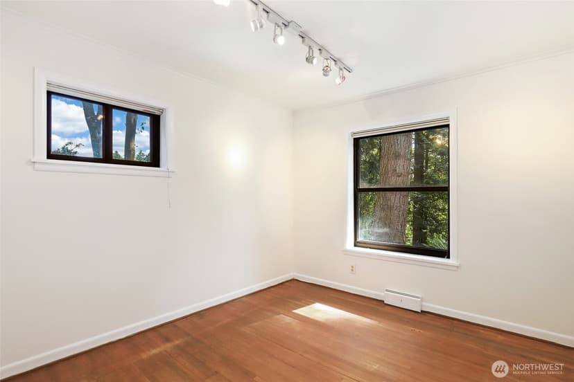 Property photo for 13619 Des Moines Memorial Drive S, Burien photo 13