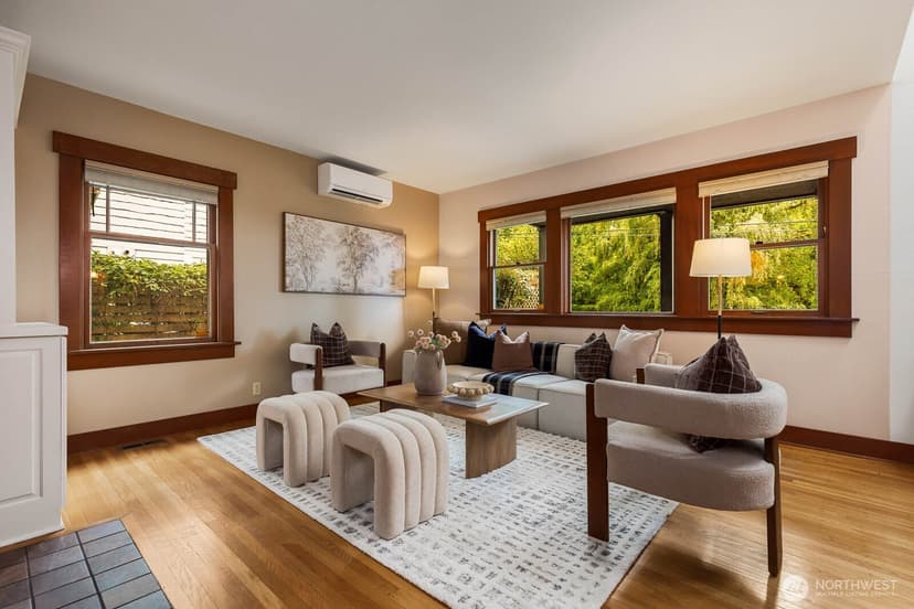 Property photo for 2706 1st Avenue W, Seattle photo 14
