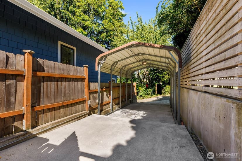 Property photo for 2706 1st Avenue W, Seattle photo 39