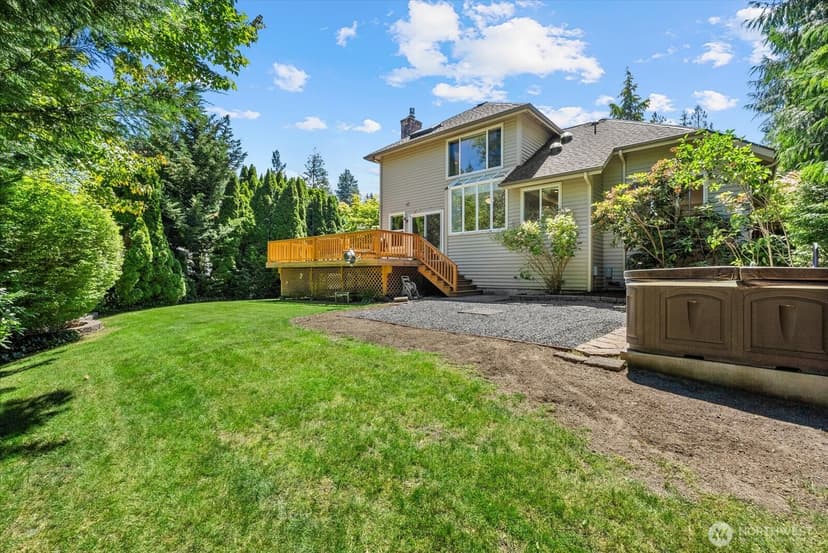 Property photo for 1030 NW Inneswood Drive, Issaquah photo 31