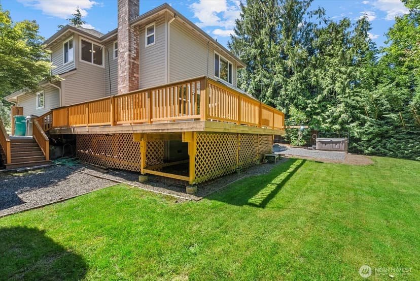 Property photo for 1030 NW Inneswood Drive, Issaquah photo 32