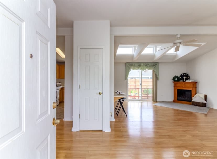 Property photo for 24112 221st Place SE #46, Maple Valley photo 4