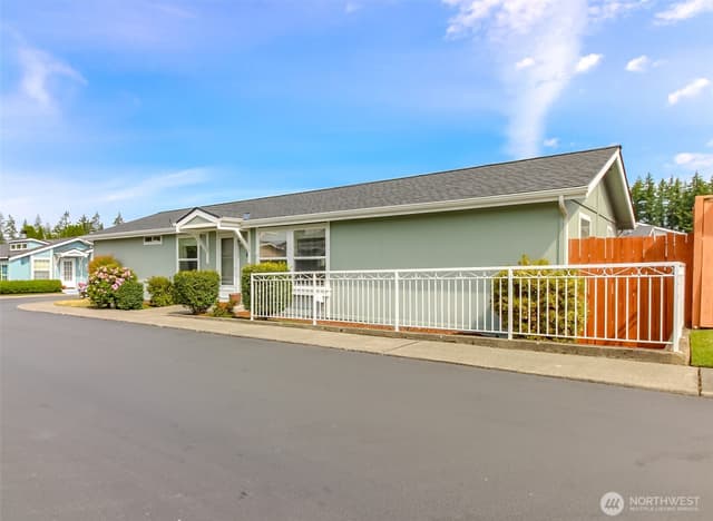 Property photo for 24112 221st Place SE #46, Maple Valley photo 2