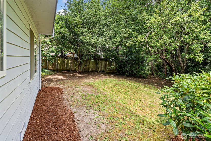 Property photo for 10913 Crocus Place NW, Silverdale photo 3