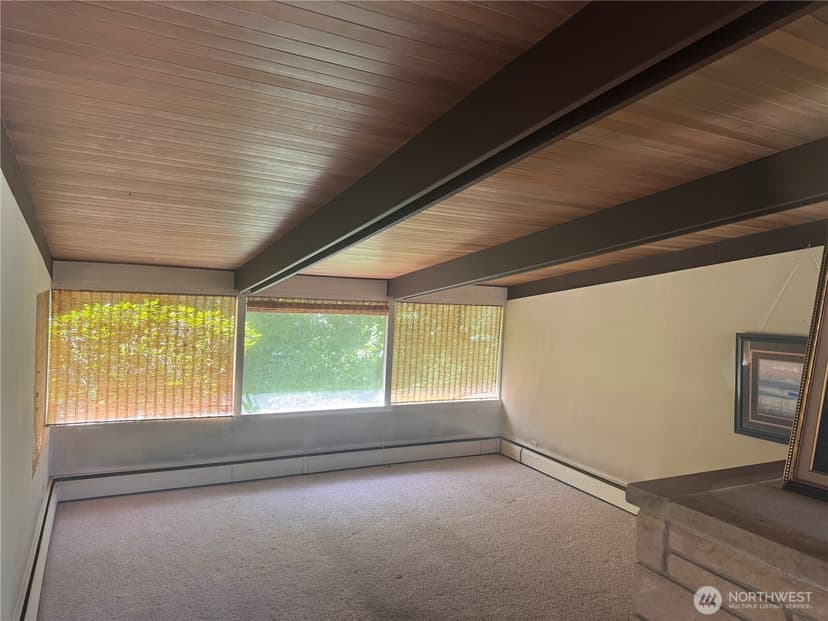 Property photo for 10419 Brook Lane SW, Lakewood photo 6