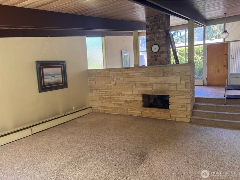 Property photo for 10419 Brook Lane SW, Lakewood photo 7