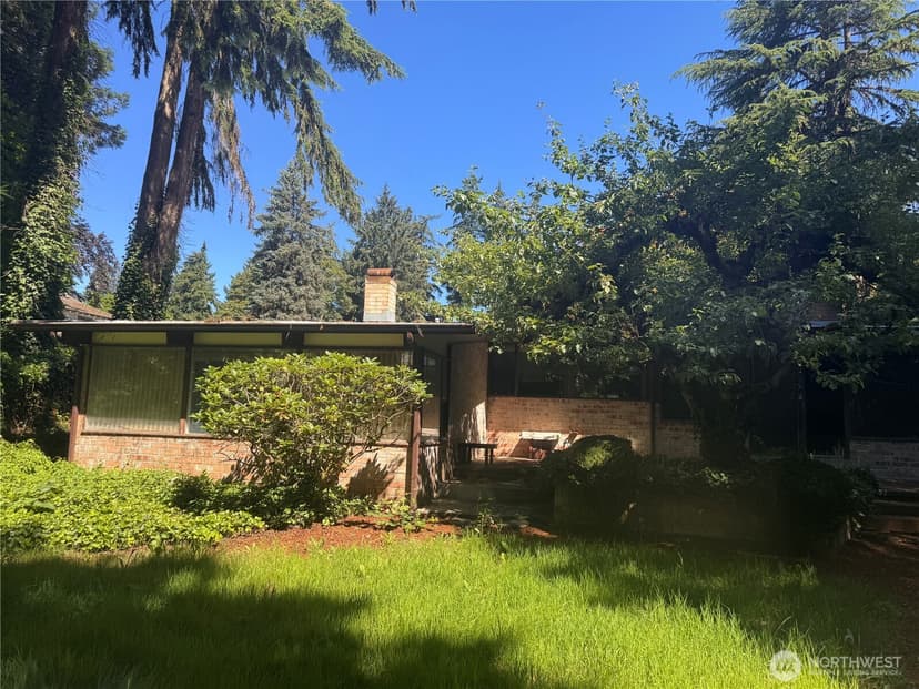 Property photo for 10419 Brook Lane SW, Lakewood photo 15