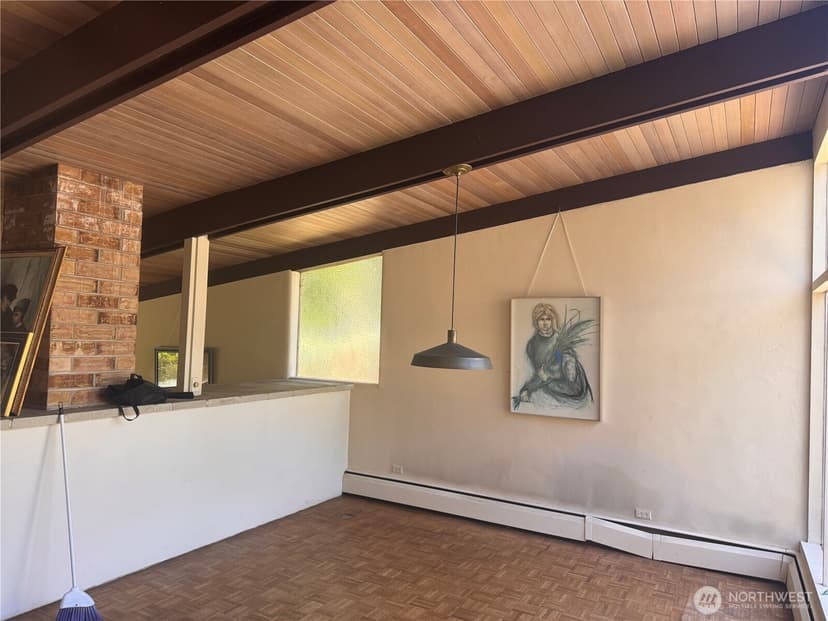 Property photo for 10419 Brook Lane SW, Lakewood photo 4