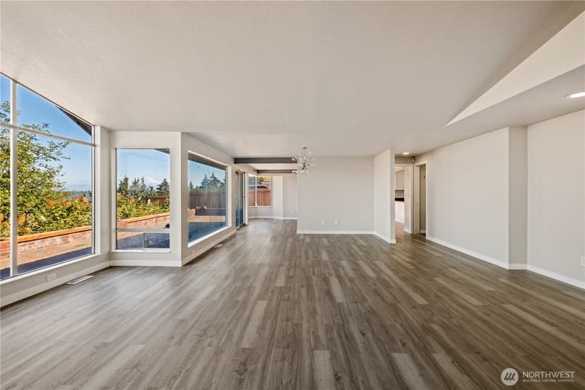 Property photo for 20916 Military Road S, SeaTac photo 5