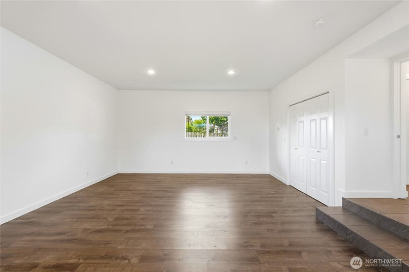 Property photo for 8145 Sandy Hook Terrace, Clinton photo 18