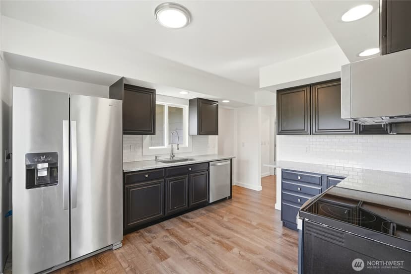 Property photo for 8145 Sandy Hook Terrace, Clinton photo 7