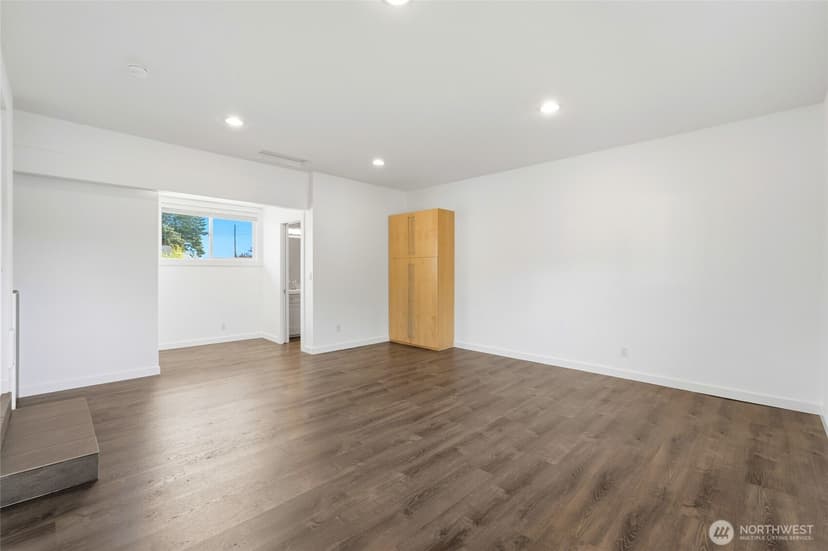 Property photo for 8145 Sandy Hook Terrace, Clinton photo 19