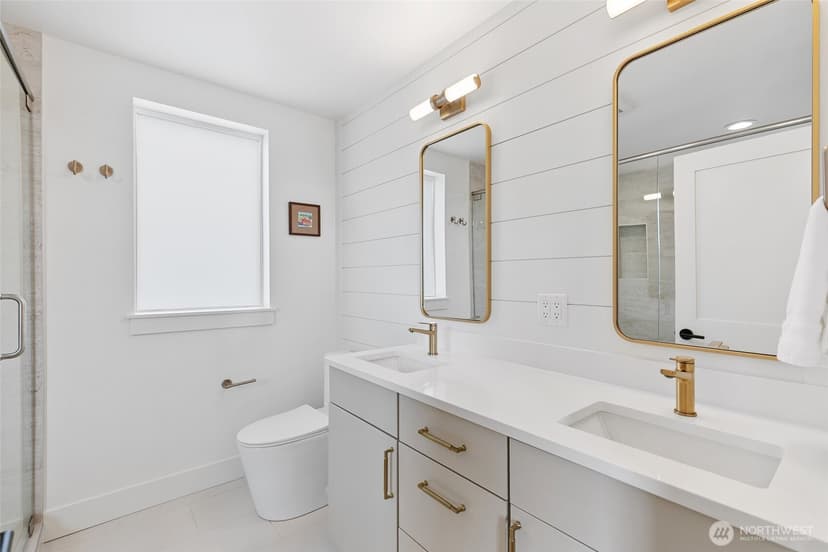 Property photo for 408 Aloha Street, Seattle photo 14