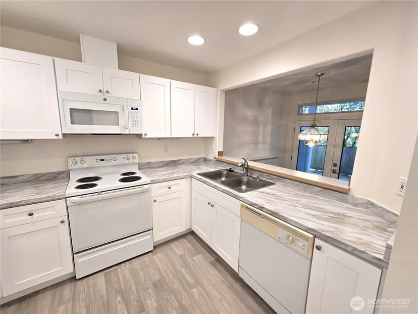 Property photo for 8515 244th Street SW #A4, Edmonds photo 9