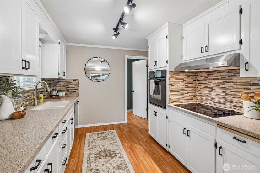 Property photo for 1515 213th Place SW, Lynnwood photo 14