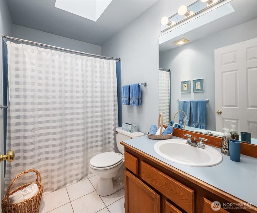 Property photo for 3121 206th Place SW, Lynnwood photo 25