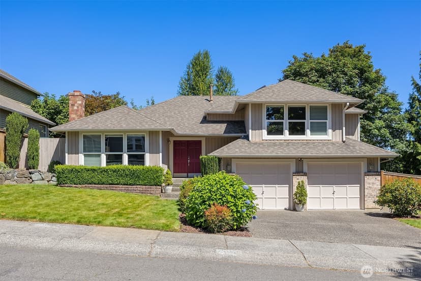 Property photo for 3121 206th Place SW, Lynnwood