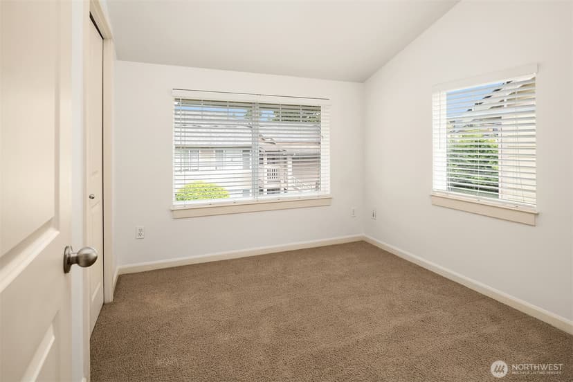 Property photo for 1406 N Northgate Way #B, Seattle photo 17
