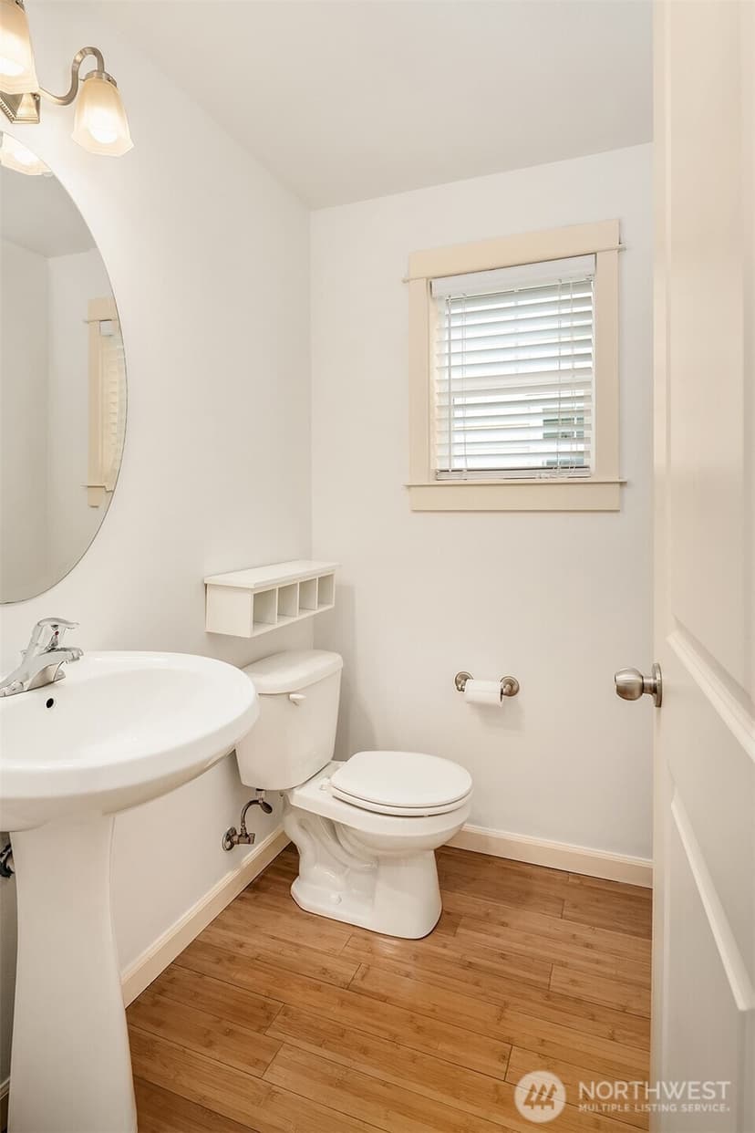 Property photo for 1406 N Northgate Way #B, Seattle photo 13
