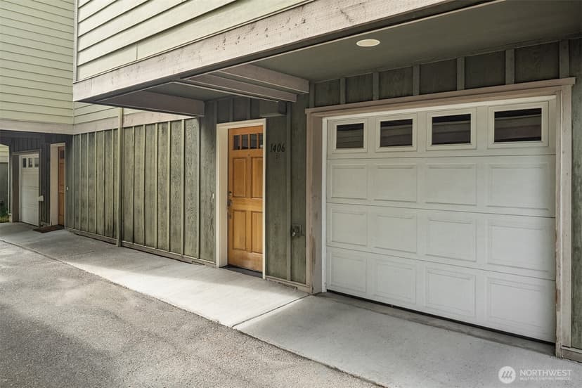 Property photo for 1406 N Northgate Way #B, Seattle photo 2