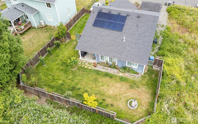 Property photo for 1502 12th Avenue SE, Puyallup photo 32