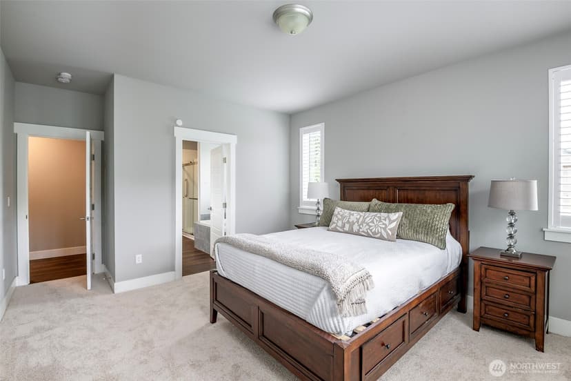 Property photo for 1502 12th Avenue SE, Puyallup photo 16