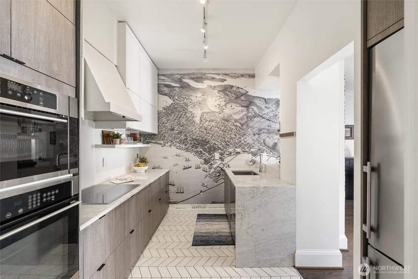 Property photo for 1519 3rd Avenue #501, Seattle photo 9