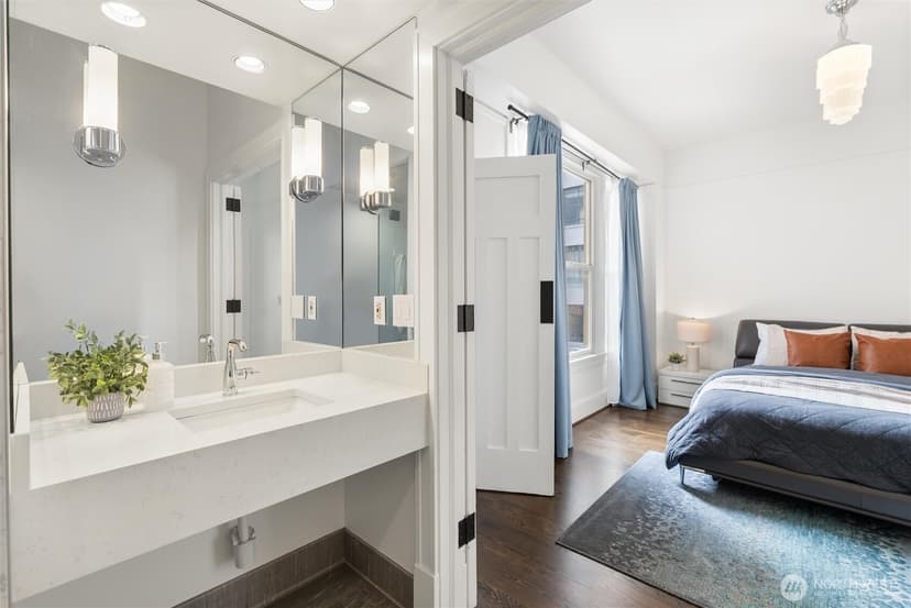 Property photo for 1519 3rd Avenue #501, Seattle photo 18