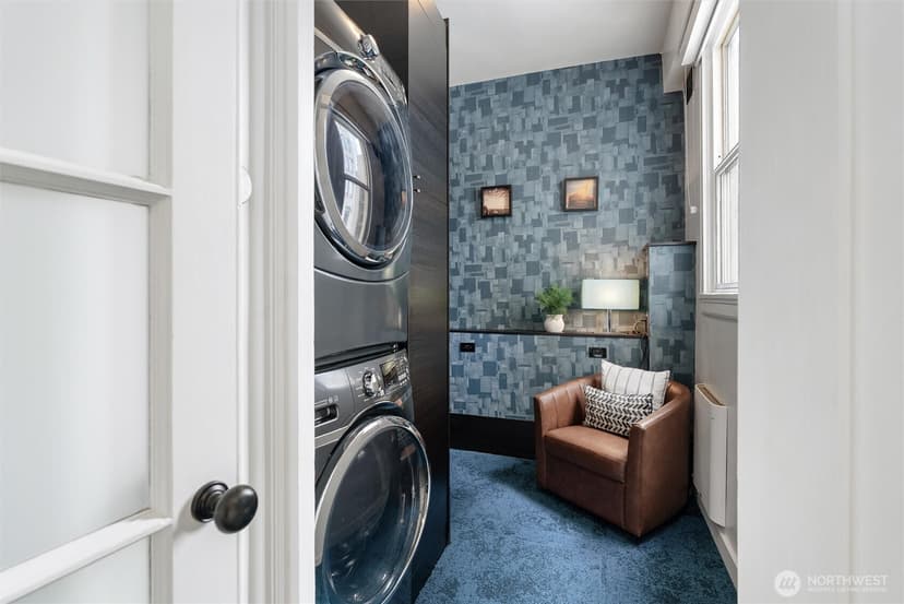 Property photo for 1519 3rd Avenue #501, Seattle photo 19