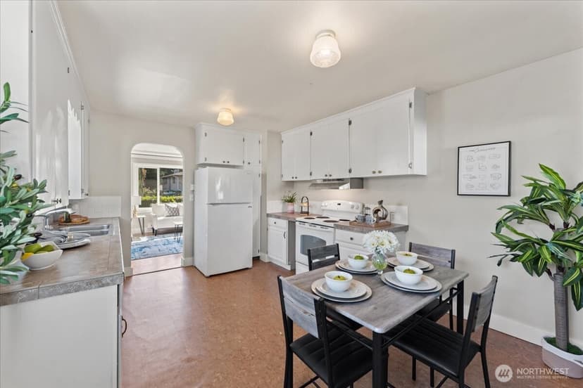 Property photo for 8618 Tacoma Avenue S, Tacoma photo 13