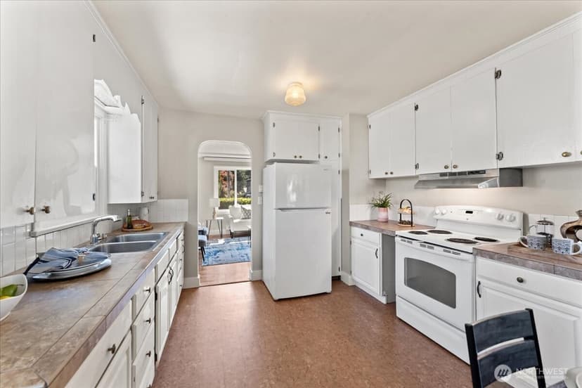 Property photo for 8618 Tacoma Avenue S, Tacoma photo 12