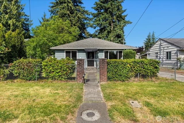 Property photo for 8618 Tacoma Avenue S, Tacoma photo 5
