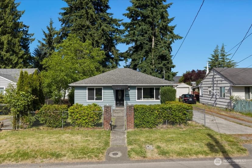 Property photo for 8618 Tacoma Avenue S, Tacoma photo 2