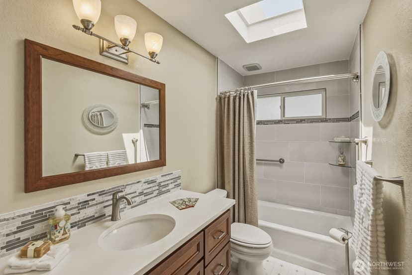 Property photo for 5120 Beaumont Drive #C, Everett photo 8