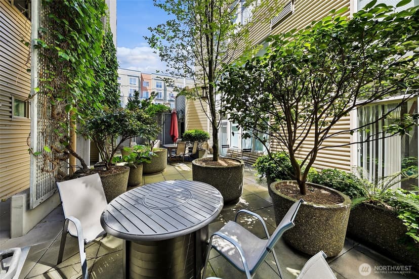 Property photo for 2324 1st Avenue #214, Seattle photo 18